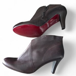 Gabor Dark Brown Leather Heel Booties Curved Opening Made In Portugal